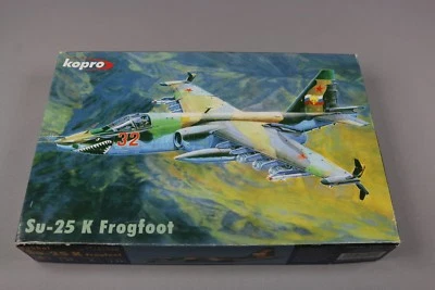 ZF627 Kopro 1/72 maquette avion 3121 sukhoi Su-25 K Frogfoot 2004 - Photo 1/4