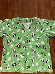 UA Scrubs Top size L~Toothbrush/Toothpaste/Floss/Panda Dental - Picture 1 of 5