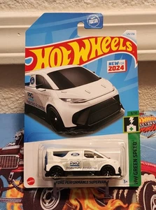 🔥Hot Wheels - HW Green Speed 9/10 Ford Performance Supervan 4 128/250 Neu in OVP🔥 - Bild 1 von 3