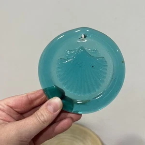 Turquesa Aqua Vieira Shell Ventana Arte Vidrio Prensado Atrapasol Costa del Mar - Imagen 1 de 3