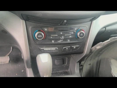  2017 FORD ESCAPE Temperature Control Front Automatic Temperature Control  - Изображение 1 из 4