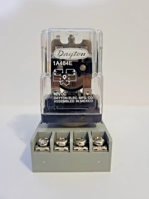 Dayton 1A484E Relé de Uso General 12VDC DPDT con Base de Enchufe Usado Foto 1 de 3
