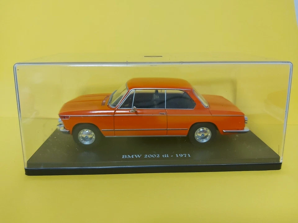 Modellino BMW 2002tii -1971 Scala 1.24.  - Immagine 1 di 4