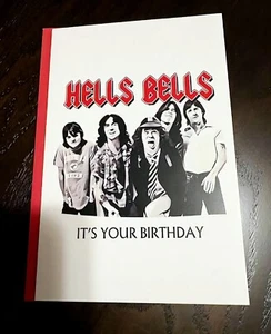 Tarjeta de cumpleaños de dibujos animados AC/DC HELLS BELLS~~5"x7"~INTERIOR EN BLANCO - Imagen 1 de 1