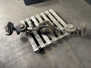 2004 JEEP LIBERTY 3.7L REAR RATIO DIFFERENTIAL CARRIER AXLE ASSY OEM+ - Picture 1 of 12