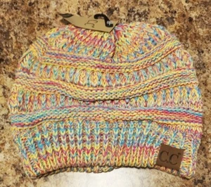 C.C exklusive mehrfarbige Beanie-Mütze mit Zopfmuster Farbe #11 tolle Farben neu mit Etikett 🤩 - Bild 1 von 11