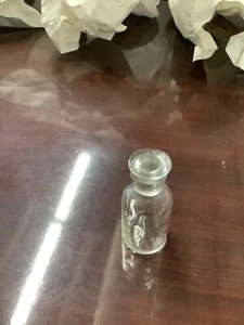 PYREX 3oz Solución Graduada Vintage Science Lab 89ML Botella con Tapón - Imagen 1 de 8