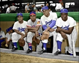 Robinson Campanella Newcombe Doby Photo 8X10 - Dodgers Indians 1949  COLORIZED - Picture 1 of 4