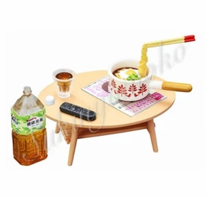 RARE RE-MENT Petit Sample Zubora-Chan's Slovenly Room - No.1 Instant Noodles - Picture 1 of 3