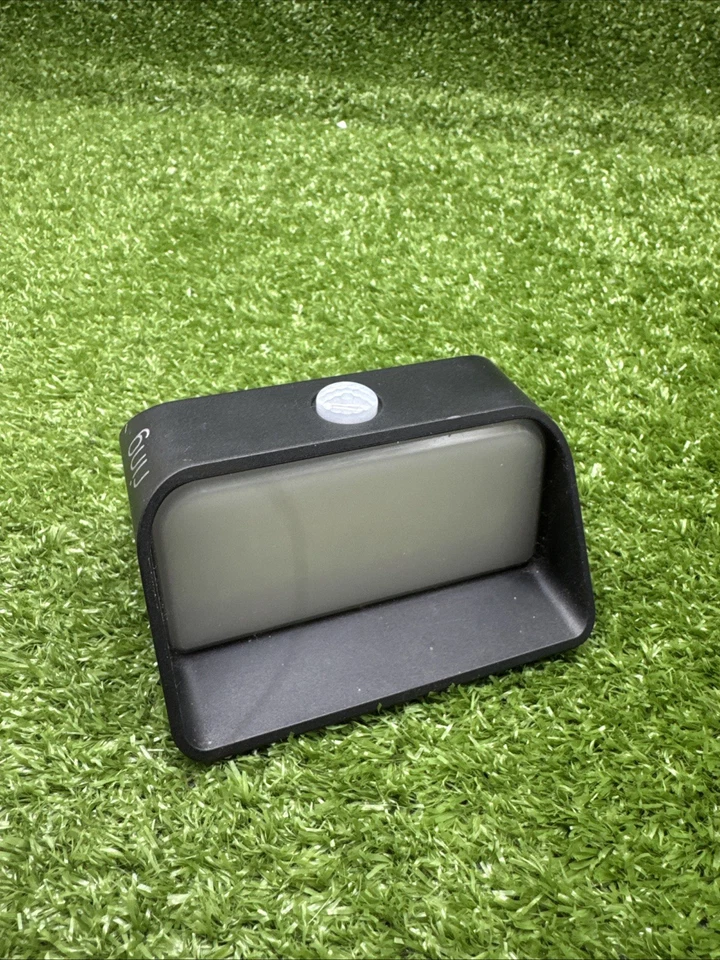 Ring Solar-Powered Outdoor Motion-Sensor Security Light - Black.   19 - Image 1 of 4