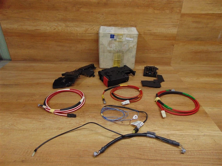 Жгут проводов от аккумулятора до коробки предохранителей подлинный Mercedes W204/C207 - A2044400539 - Изображение 1 из 1