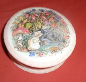 Royal Doulton Jill Barklem Bramble Hedge Autumn Trinket Box Gift Collection 1990 - Picture 1 of 3