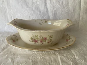 Syracuse China STANSBURY Federal Shape Gravy Boat Pink Flowers - Picture 1 of 5