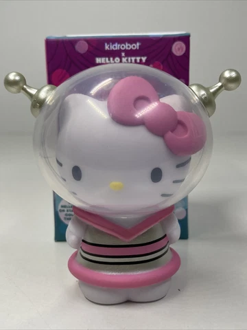 Kidrobot HELLO KITTY TIME TO SHINE SCIFI Space 3" Vinyl Figure New with Box Cover