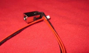TOMA DE ALIMENTACIÓN DE CC con CABLE COMPAQ MINI CQ10-688NR CQ10 622329-001 TOMA DE PUERTO DE CARGA - Imagen 1 de 1