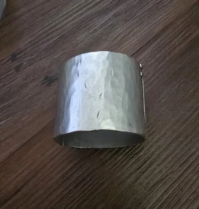 CHICO'S WIDE BANGLE BRACELET BRUSHED SILVER TONE MAGNETIC CLOSURE EUC - Picture 1 of 6