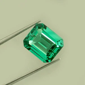 AAA High Quality Lab Grown Colombian Emerald Loose Gemstone Emerald Cut 8.60 CT - Picture 1 of 5