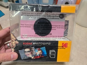 Pink KODAK Printomatic Digital Instant Print Camera, Comes With 50 Zink Photos  - Picture 1 of 6