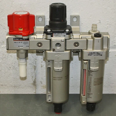 SMC Compressed Air Filter / Regulator / Lubricator VHS40-N04-Z, AW40K-N04D-2Z - Image 1 of 4