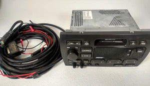 Cadillac BOSE Delco Cassette Player AM FM Radio Car Stereo 16249916 w/ Wires - Picture 1 of 10