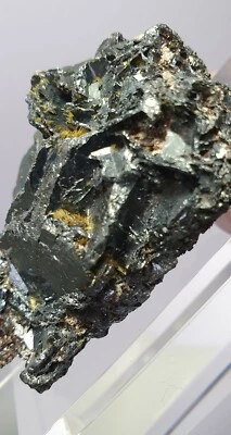 Rutil, Golden Rutil mit Hämatit auf Ständer/ 6,4 cm - Bild 1 von 4