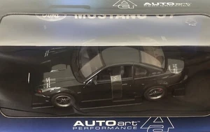 AUTOart 2001 FORD MUSTANG GT BULLITT 1:18 - Foto 1 di 13