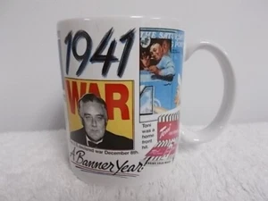 Vintage Peacock Papers 1941 A Banner Year History Keramik Kaffee Tee Tasse Becher - Bild 1 von 7