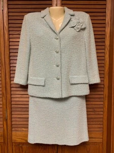 ST. JOHN COUTURE 10 WOMENS TURQUOISE BLUE & WHITE NUBBY KNIT SKIRT SUIT & JACKET - Picture 1 of 17