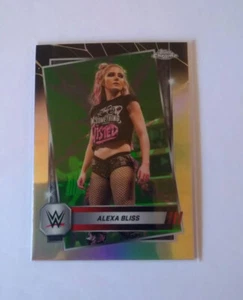 Alexa Bliss WWE Topps Chrome 2025 107 RAW Black/Green Refractor Parallel-Card - Bild 1 von 2