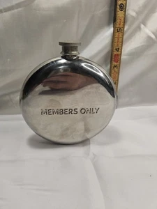 Members Only Flask Vintage Round And Clean Rare - Picture 1 of 7