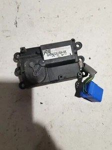 Motor de aleta de aire MAZDA 626 V GF hatchback ga601ga2aa 1999 22174754 - Imagen 1 de 5