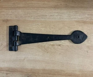 Black Door Gate Strap Hinges 15" L Wrought Iron Heart Tip Design Pack of 2 - Picture 1 of 5