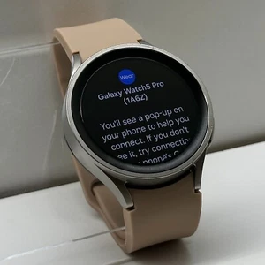 Samsung Galaxy Watch 5 Pro (45 mm, Bluetooth) Gris Titane - Bon état - Photo 1 sur 7
