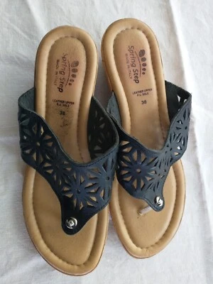 Spring Step Sandals Black Size 7.5 Womens Made In Italy Stylish Comfortable R7 - Image 1 of 3
