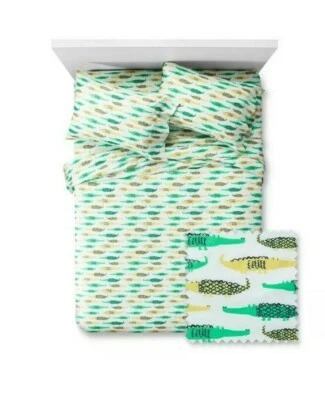 New Crocodile Crossing Sheet Set - Pillowfort - Image 1 of 3