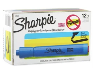 Tank Style Highlighters, Chisel Tip, Fluorescent Blue, Box of 12 - Picture 1 of 1