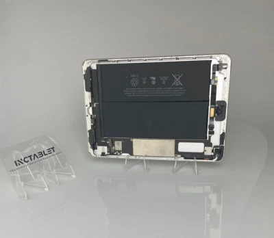 Apple iPad Mini 2nd Gen 16GB Silver (Minor Fault Item)- Ref952 - Image 1 of 4