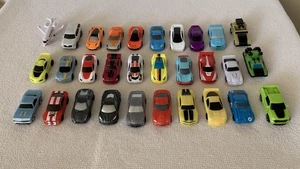 Micro Machines Hasbro 2020/2021 Lot of 30 Mixed Vehicles Race,track,muscle - Picture 1 of 7
