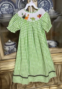 NWT Babeeni Smocked Dinosaur 🦖 🦕 Dress Girls Size 6 Boutique - Picture 1 of 4