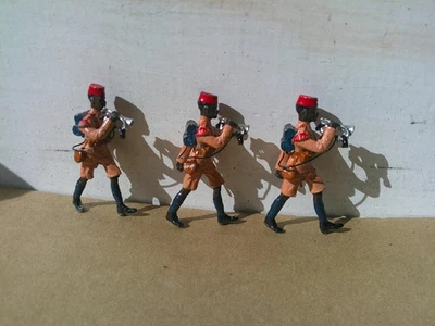 British King's African Rifles buglers, lot of 3, 54mm metal well painted, c5 - image 1 of 2