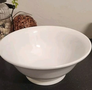 Apilco Classic Whiteware Porcelain Tulip Salad Serving BOWL 9¾" NEW!  - Picture 1 of 4