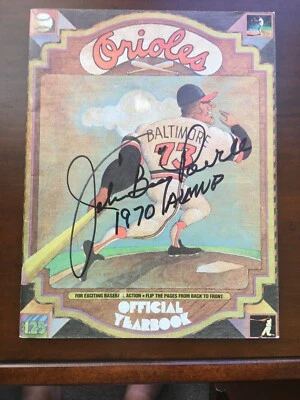 BOOG POWELL 1970 LIGA AMERICANA MVP BALTIMORE ORIOLES ASSINADO 1973 ANUÁRIO - Imagem 1 de 3