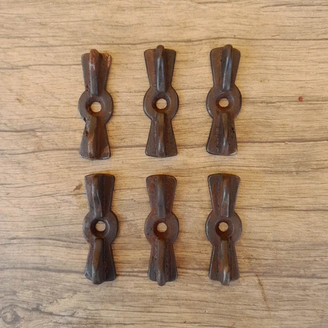 Vintage cast iron cabinet cupboard door catch twist turn latch farm decor 6pcs Cover