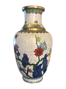 Vintage Chinese Cloisonne Ware Vase 7 1/4 in White Red Cobalt Blue Bird Floral - Bild 1 von 11
