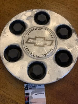 Tapa central Chevrolet Avalanche, Silverado 1999-2008 OEM #15712387 Foto 1 de 4