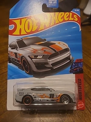 Ford Mustang Shelby GT500 2020 velocidad nocturna 1:64 coche de juguete fundido a presión gris Hot Wheels Foto 1 de 4