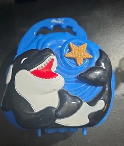 Shamu Seaworld Plastic Lunch Box Purse Tote Orca Whale - Picture 1 of 3