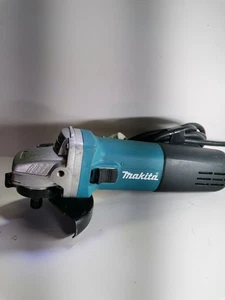 Makita 9558NB Angle Grinder 110V 125mm - Picture 1 of 8