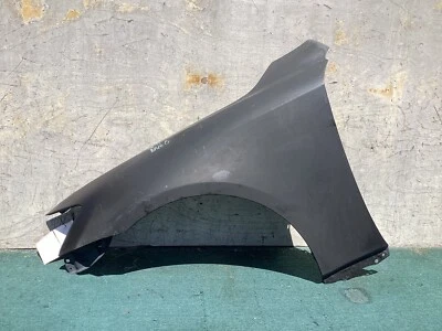 2006 2008 2010 2011 2012 2013 Lexus IS250 IS350 guardabarros izquierdo recambio usado Foto 1 de 4