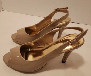 Pierre Dumas Tracy Women's platform faux patent peep toe heels Size 6 NWB Nude - Picture 1 of 20